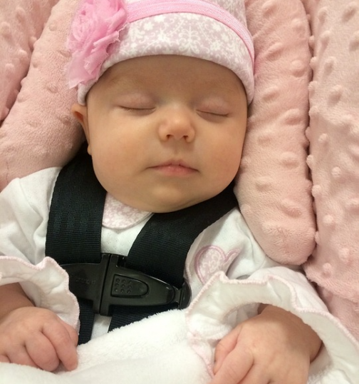 Jak zadbać o bezpieczeństwo dziecka w samochodzie?